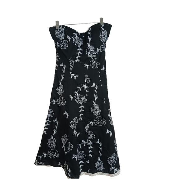 White House Black Market Black Cotton embroidered strapless Dress Sz0 - Picture 2 of 5
